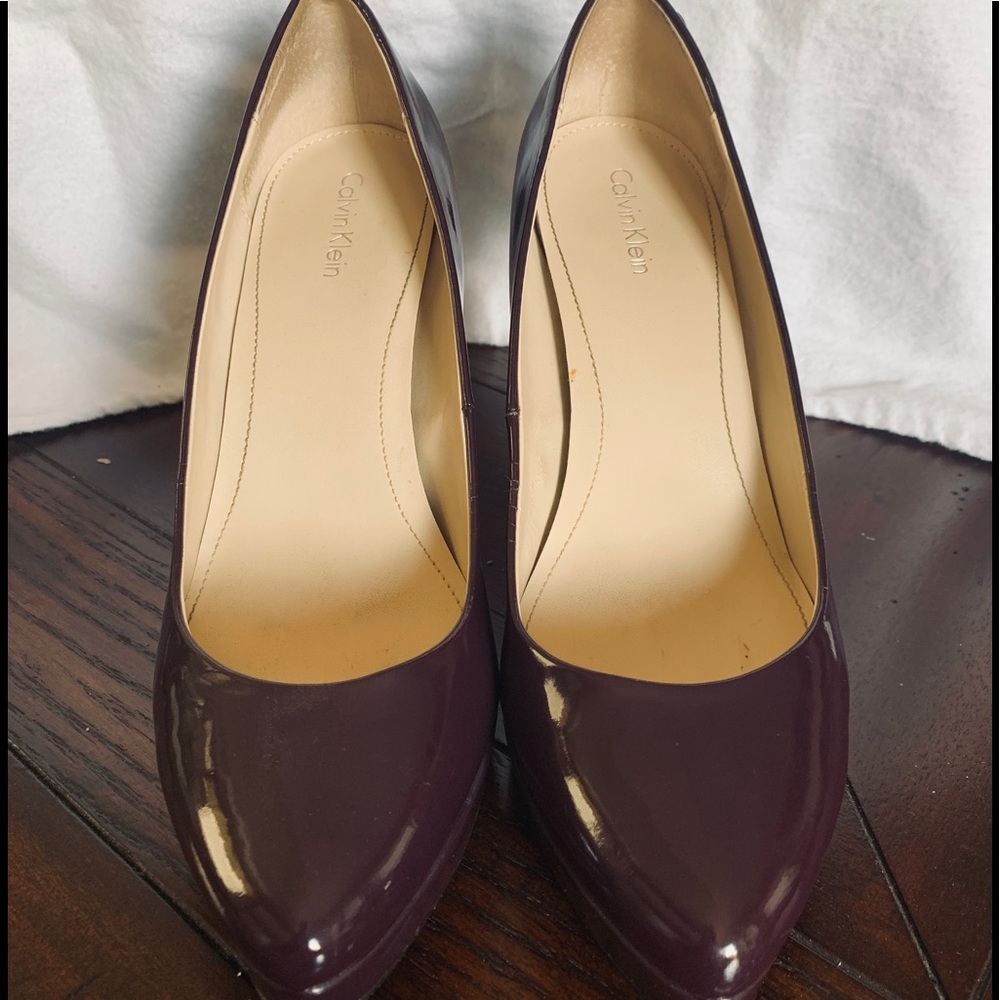 Calvin Klein Burgundy Platform Heels size 8